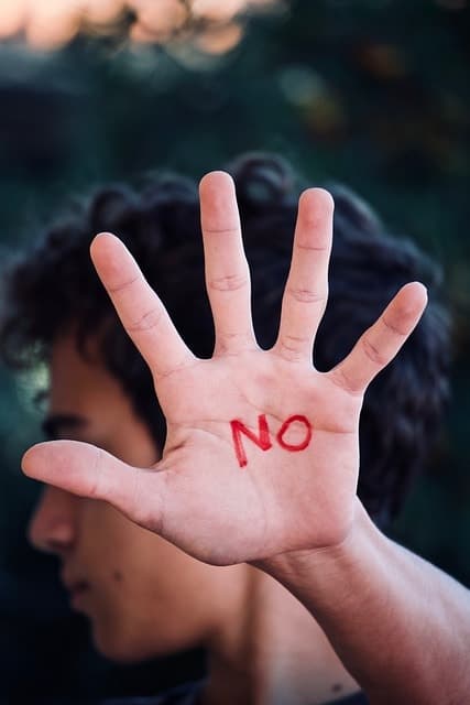 no, refuse, negative