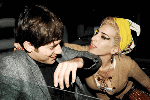amy winehouse famous actor who died from drug overdose